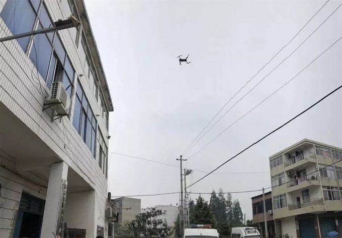无人机现场侦查.jpg