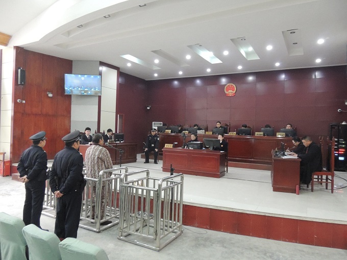 庭审现场（拍摄：翟璐璐）.JPG