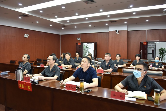 刘勇.jpg