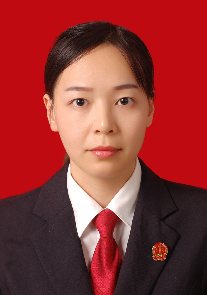 李莹莹.jpg