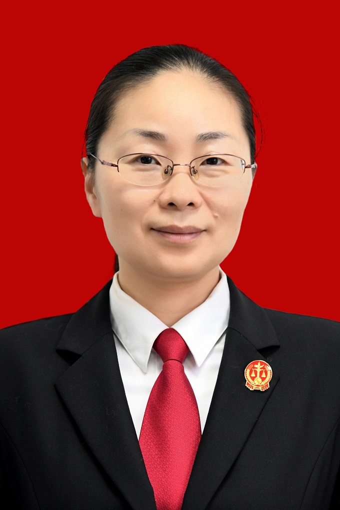何小玲.jpg