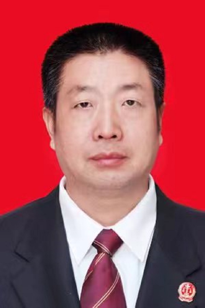 民事办案能手——陈志明.jpg